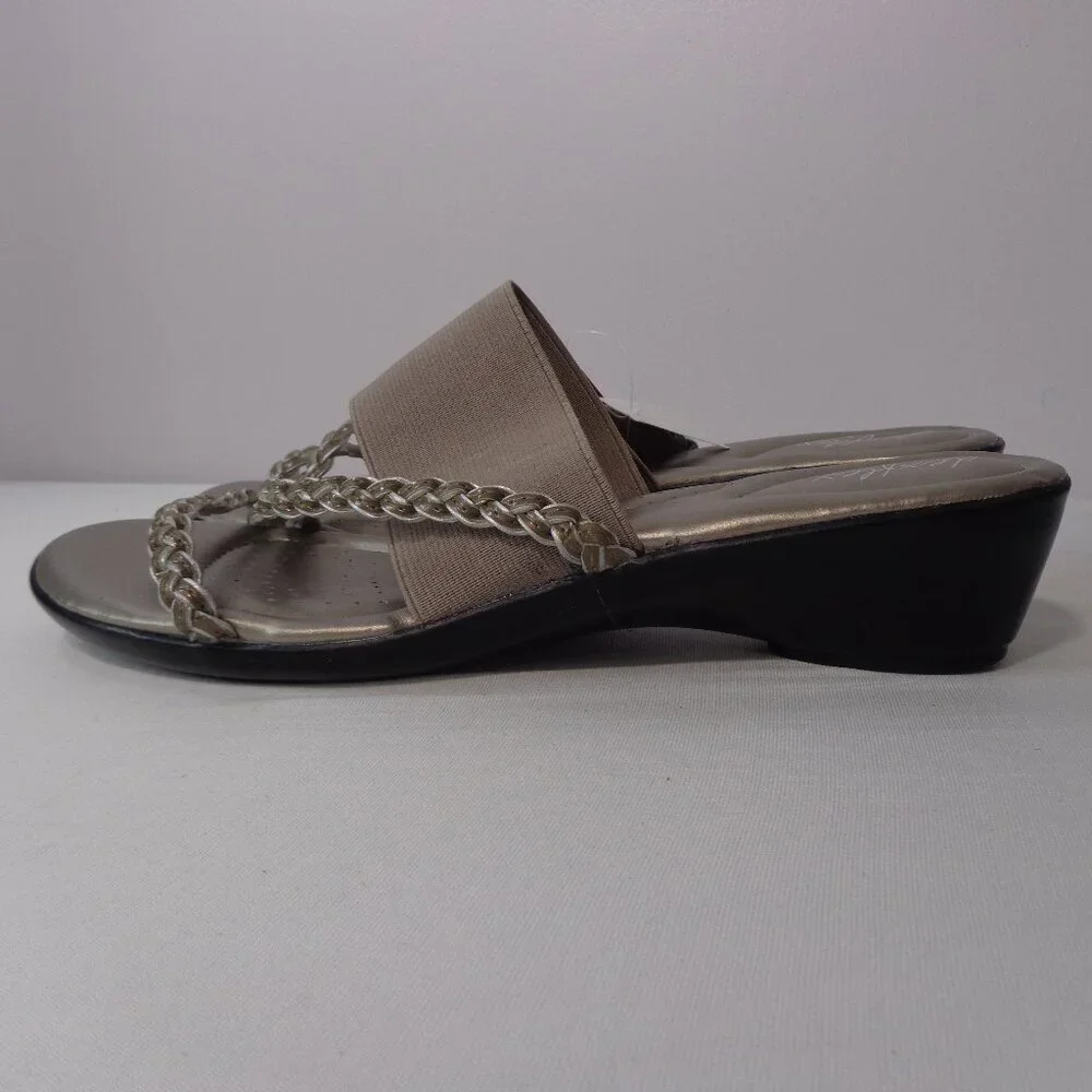 DEXFLEX By DEXTER Slip On Braid Elastic Straps Low Wedge Sandals Women's Size 8W